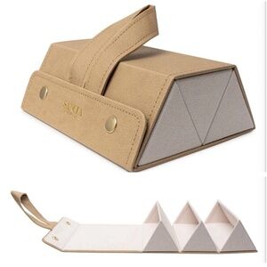 SANCIA Australia 3-Compartment Travel Sunglasses Holder